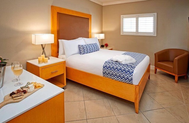 2 Spacious Suites w/ Full Kitchens, Outdoor Pools, and Free Parking, Beach!