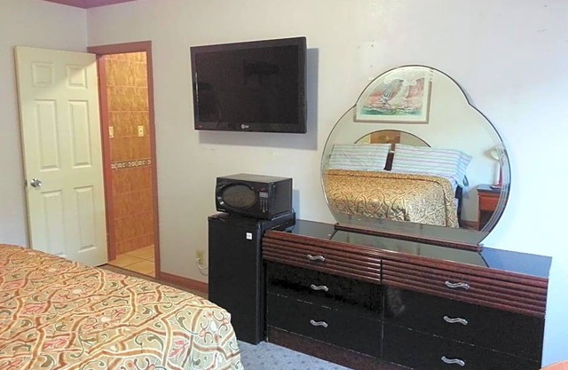 2-Star Hotel ∙ Walls Motel Long Beach