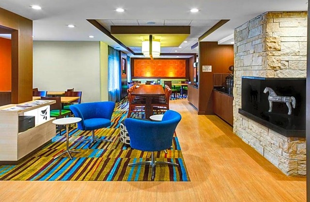 2-Star Hotel ∙ Fairfield Inn and Suites by Marriott Atlanta Suwanee