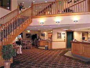 2-Star Hotel ∙ Holiday Inn Express Washington Hotel
