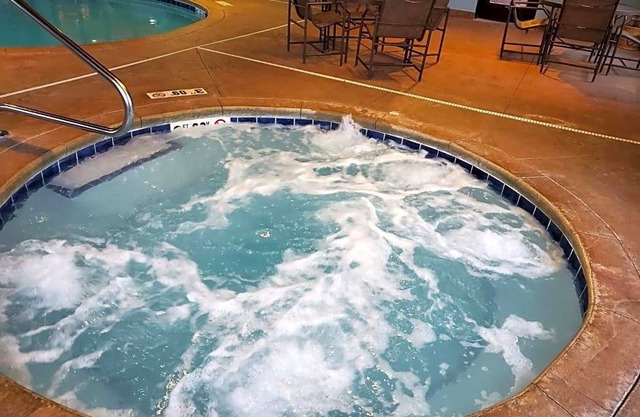 2-Star Hotel ∙ Holiday Inn Express & Suites Donegal, an IHG Hotel