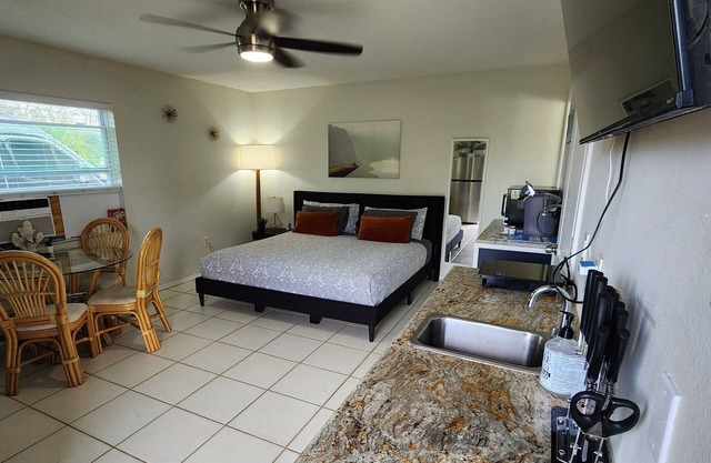 #2 Studio near mineral springs.