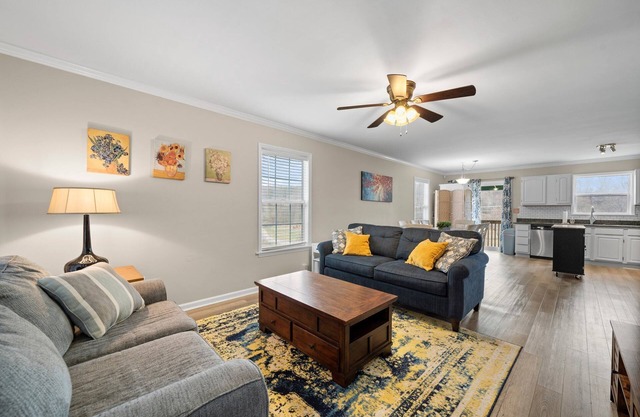 2 UNITS IN 1! Charming 3-bedroom house in superb Winston-Salem with WiFi