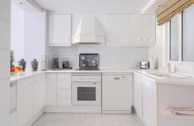 20 BEAUTIFUL GOLF VIEW MIRAFLORES ESTRELLAS