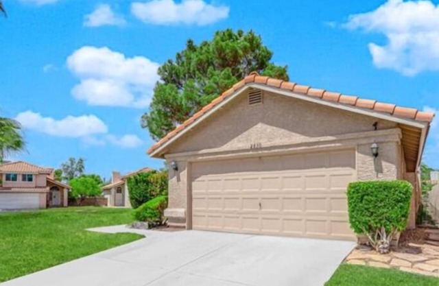 20% discount per month, Privileged Location, 2 beds 2 baths wonderful pool, pets