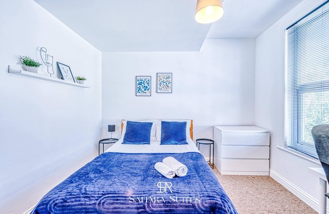 20% OFF | Monthly Stays | Spacious 6 Bed | Parking