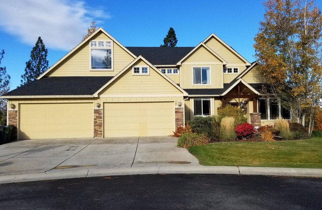 2000sf Decks, Waterfall, Hot Tub, Gym, Newly Remodeled Kitchen, Movie/Game room