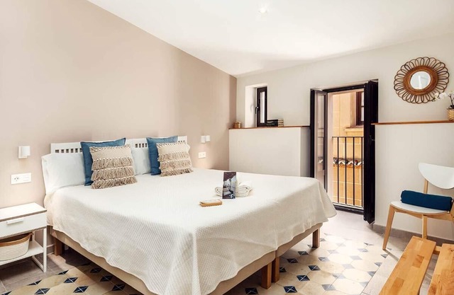 201 Roomy Family - Apartments Plaza Mayor 35