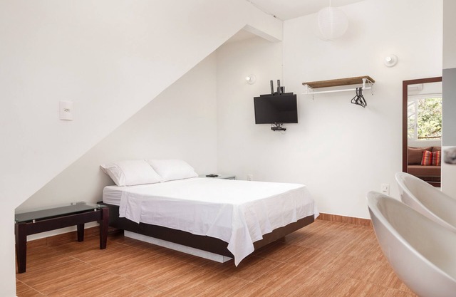 201 Studio Granada
