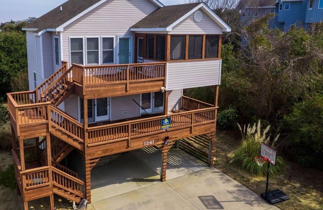 2027 Sunny Lagoon * 6 Min Walk to Beach