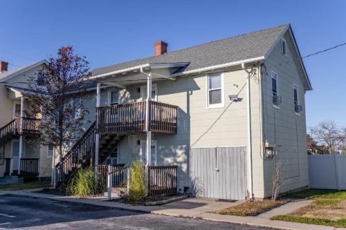 208 Cottage 4 Green 2nd unit