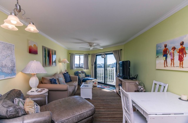 209 Bay Creek Villa-Beautiful 2nd Floor Villa;Private Balcony;Water Views;Communal Pool