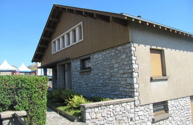 210 m² house in the heart of town with garden - capacity 9 people