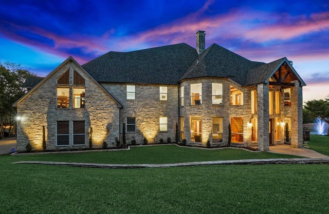 22-Acres Mansion | Pool, Party Venue, Games & More