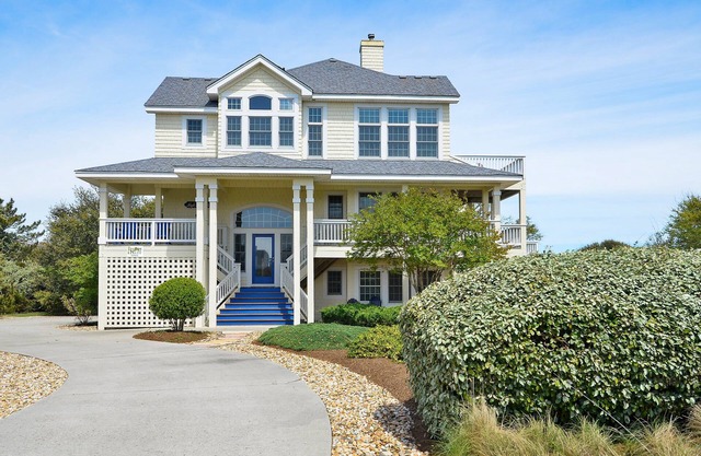 2304 - High Spirits, Beautiful Pine Island Home with Sun Deck and Private Pool