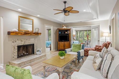 24 Inlet Cove Cottage by Akers Ellis Rentals