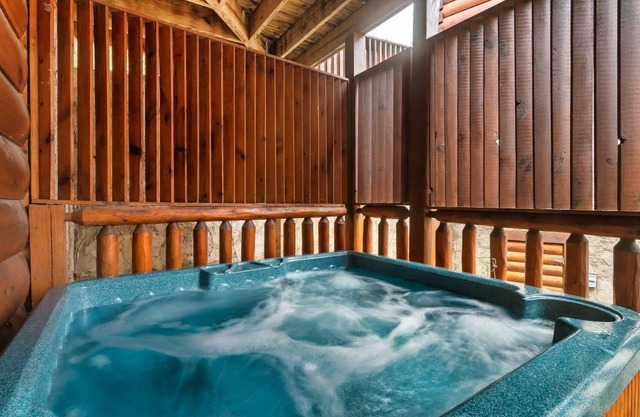 247 m² Cabin ∙ 3 bedrooms ∙ 10 guests