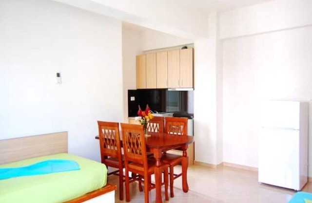 25 meters from the beach 4
