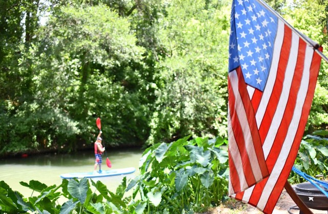 #25 Sons Rio Cibolo Safari Cabin