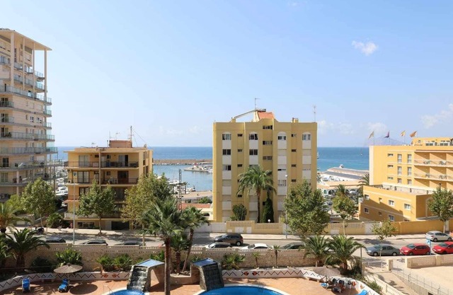 25D TB 2nd line of the beach with sea views
