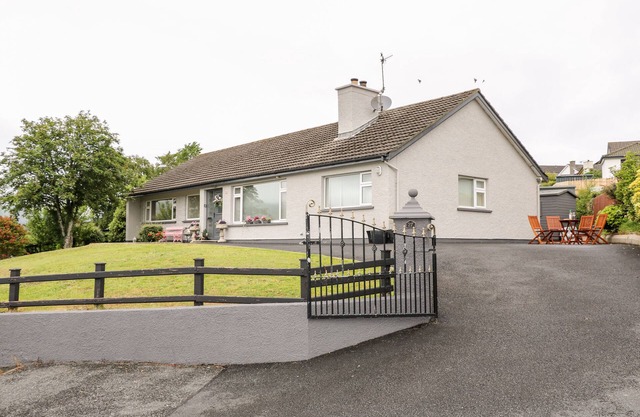 27 PINEWOOD HILL, pet friendly in Warrenpoint, Northern Ireland