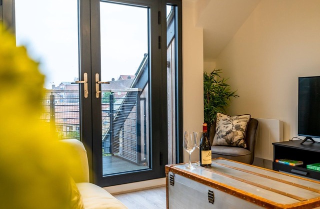 28 St Johns Mews - a family break that sleeps 4 guests in 2 bedrooms