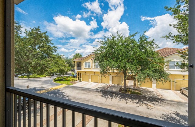 2819 - Cozy 2 Bedroom Near Disney