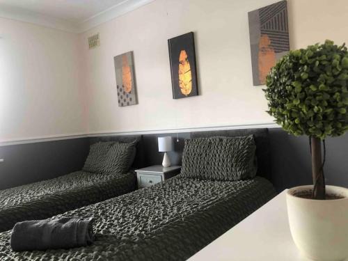 29 Comfort house 2 bedroom townhouse with parking