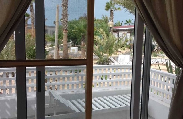 2B House on the beach