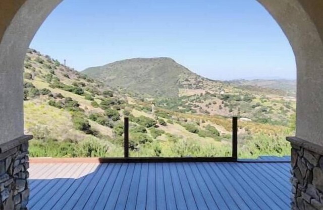 2Bedroom 2bath in-law unit with kitchen and washer