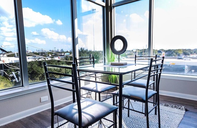 2BR Galleria Skyline views
