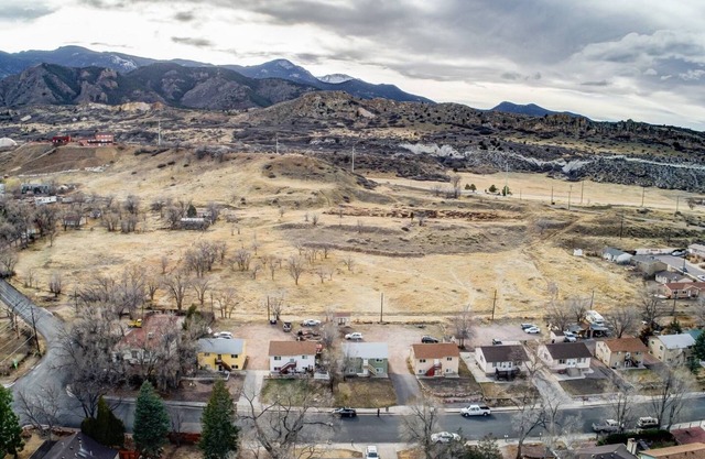 2BR Hikers Dream Red Rocks Dog-friendly!