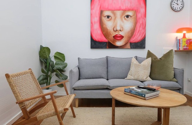 2BR Home with Private Backyard, Free Parking, Fast Wi-Fi - 3-Min Walk to Yarraville Village