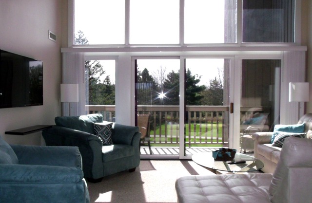 2BR+ Loft, 2BA GT Resort golf course condo near Traverse City area Beaches