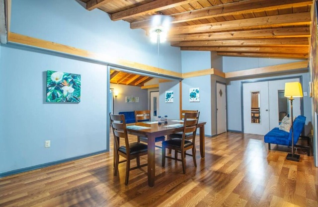 2BR Orlando Escape |Close to Disney + Pet-Friendly