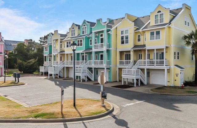 2BR Sea Glass Castle at Cambridge Cove in Bermuda Bay