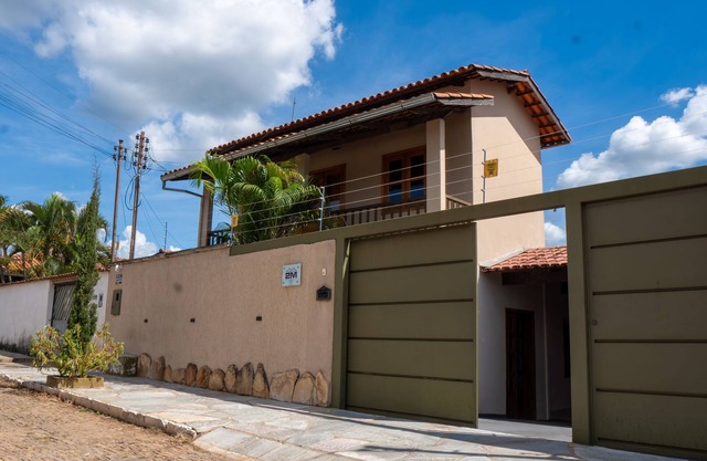 2M House - Piri Center