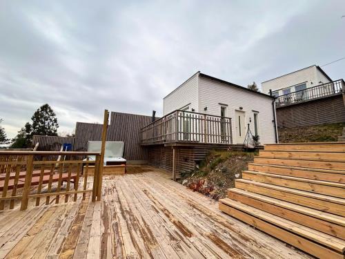 2x Lake House's-Hot Tub-Stunning View-Private Pier
