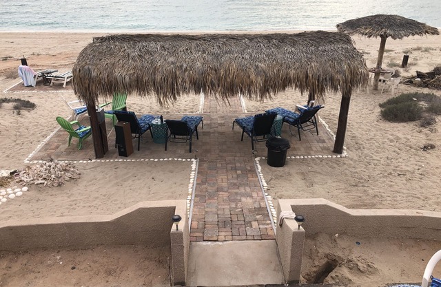 3/2/1 BDRM CASITA apartments with OCEANFRONT Sky patio & Beach Palapas