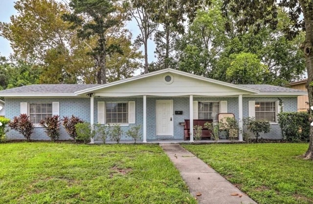 3/2 Beautiful Single Family"Bright House" II- 4U