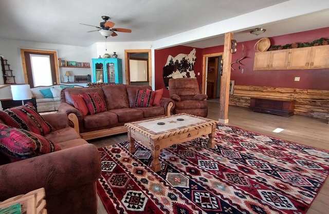 3,200 sq. ft home perfect for family gatherings!