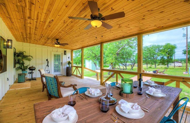 3 Acre's of Luxury and Views in Fred Wine Country!