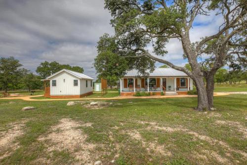 3 Acres of Luxury and Views in Fred Wine Country!