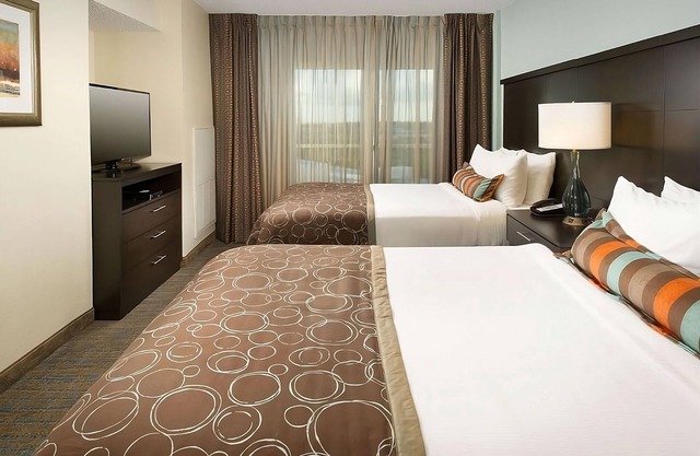 3 Affordable Units Near Toyota Music Factory! FREE Breakfast, Pets Allowed!