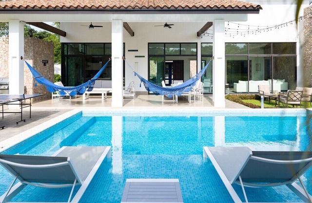 3 Bdr + 3.5 bthr Villa🏡 / Private pool 👙🏊 & Workout station 🏋️