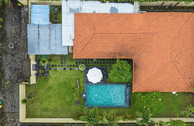 3 Bdr Lucky Lily Villa – Private Pool & Huge Lawn