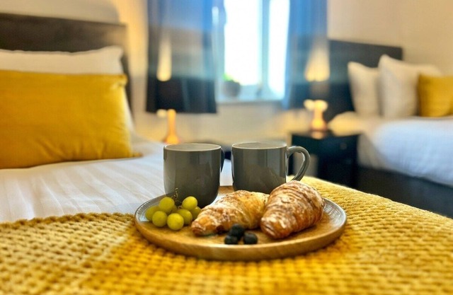 3 bed cosy home parking & wi-fi