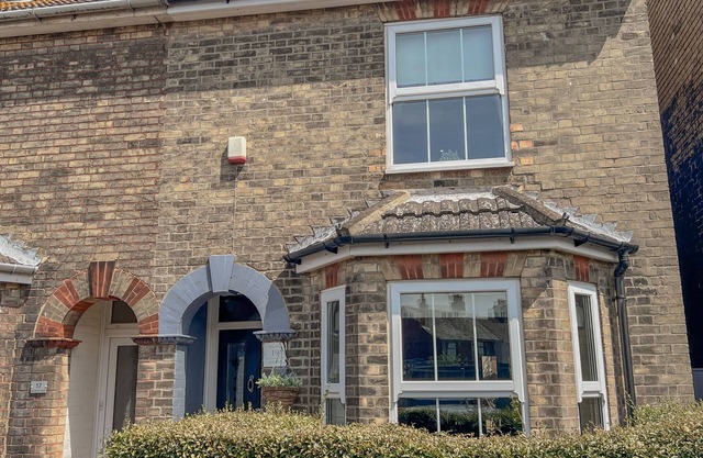 3 bed Edwardian holiday home 150 yards to Pakefield’s golden beach