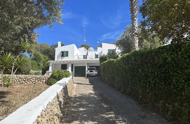 3 Bed Ground Floor Apartment - Sole use of Private Pool & Garden - Cala Galdana
