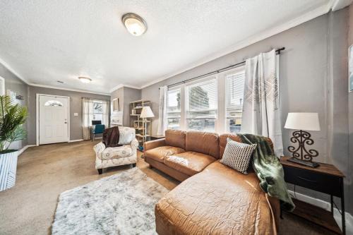 3 bedroom 1 bath in Cleveland
